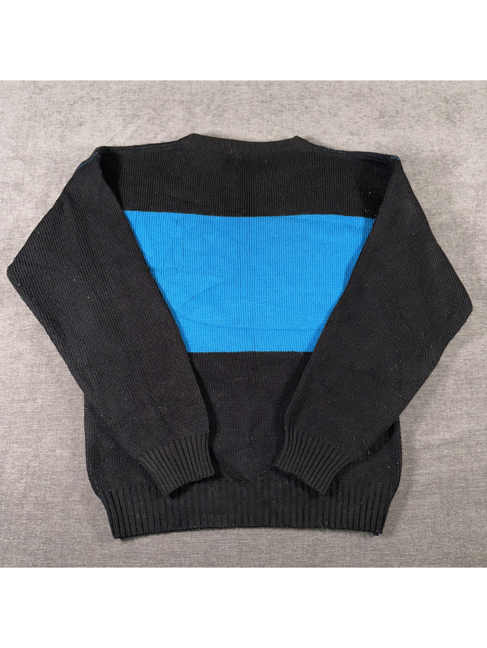High Velocity Vintage Black and Blue Acrylic Sweater Medium - Picture 5 of 5